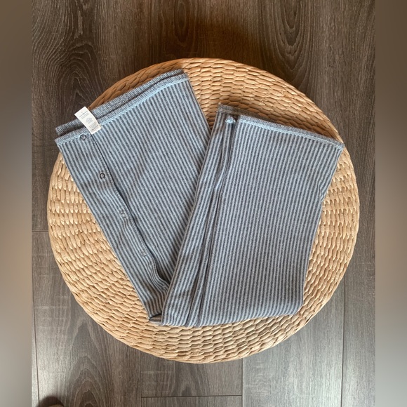 Lululemon Vinyasa Scarf Rulu Blue Striped - Picture 11 of 12